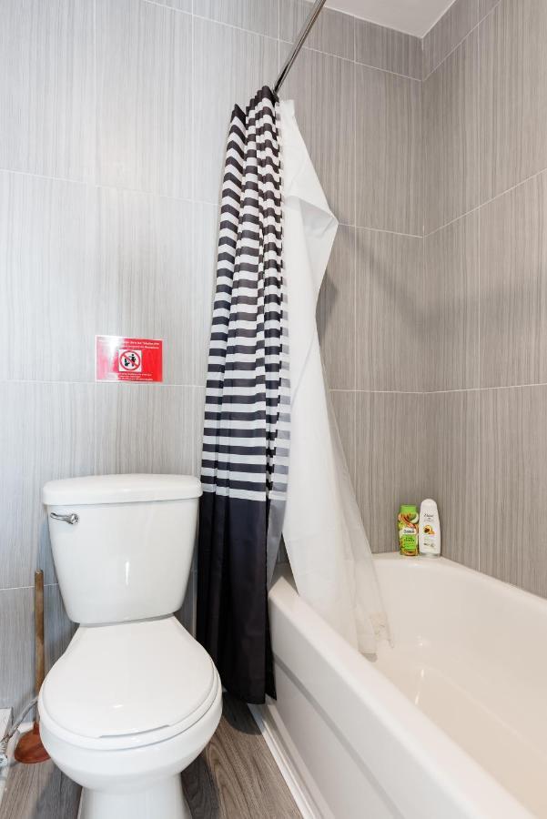 Apartments Near Montreal Olympic Park Экстерьер фото